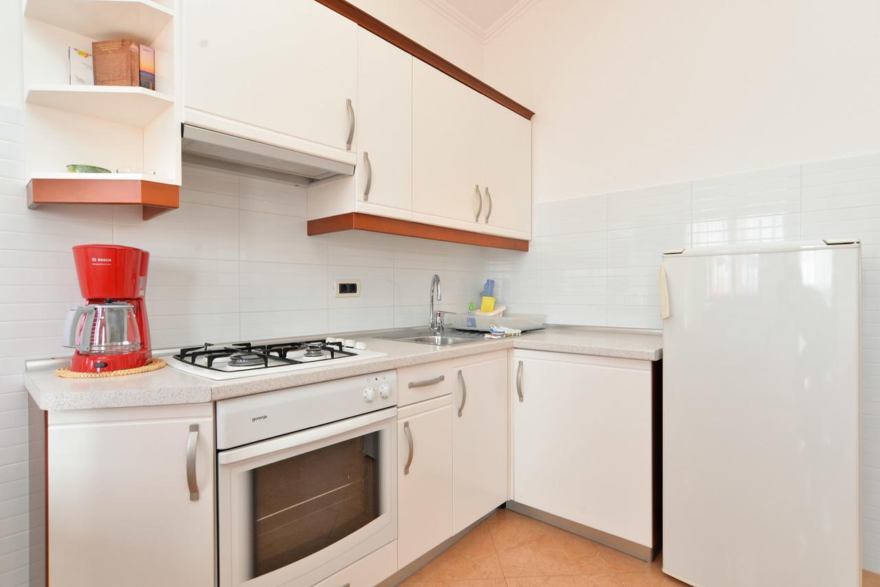 Apartment Ljiljana 1553 Новиград Экстерьер фото